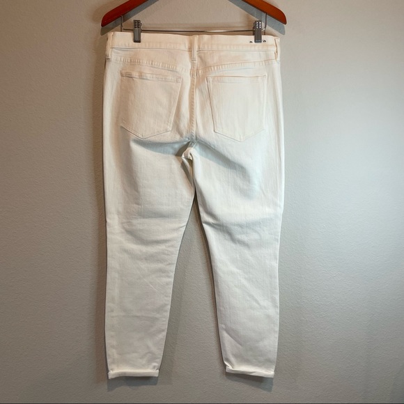NWT J Crew White Stretch Straight Skinny Jean - Picture 4 of 5